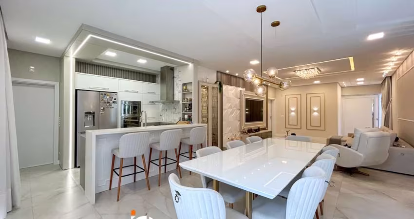 Casa com 3 dormitórios à venda, 279 m² por R$ 1.400.000,00 - Água Verde - Blumenau/SC
