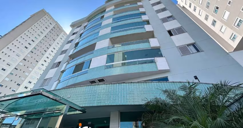 Apartamento com 3 dormitórios sendo 1 suíte à venda, 120 m² por R$ 690.000 - Velha - Blumenau/SC