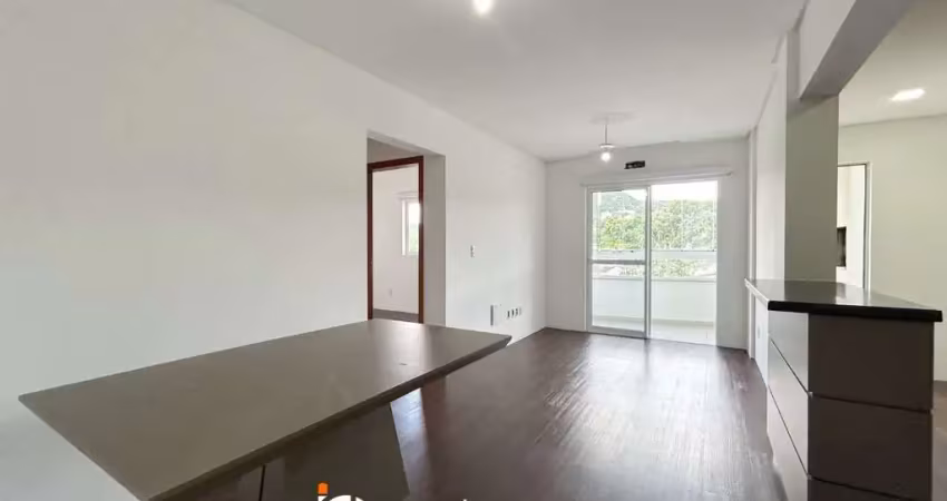 Apartamento com 3 dormitórios à venda, 77 m² por R$ 450.000,00 - Tribess - Blumenau/SC