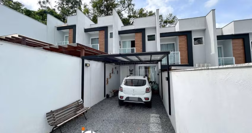 Sobrado com 2 dormitórios à venda, 89 m² por R$ 499.000,00 - Salto do Norte - Blumenau/SC
