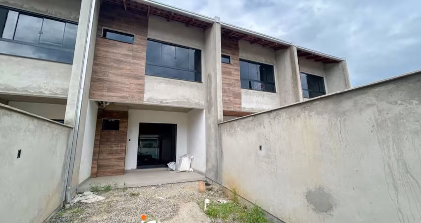 Sobrado com 2 dormitórios à venda, 103 m² por R$ 450.000,00 - Água Verde - Blumenau/SC