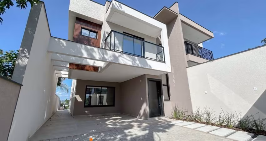 Sobrado com 3 dormitórios à venda, 279 m² por R$ 1.650.000,00 - Velha - Blumenau/SC