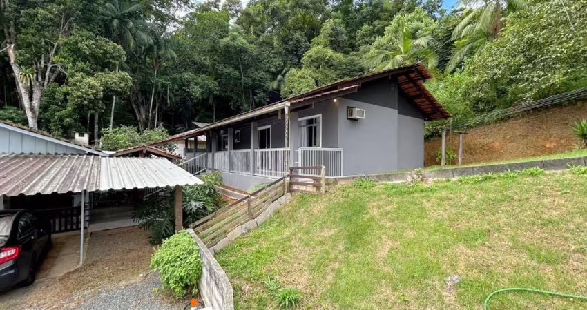 Casa com 3 dormitórios à venda, 190 m² por R$ 600.000,00 - Testo Salto - Blumenau/SC