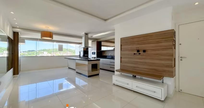 Apartamento com 3 dormitórios à venda, 103 m² por R$ 755.000,00 - Escola Agrícola - Blumenau/SC