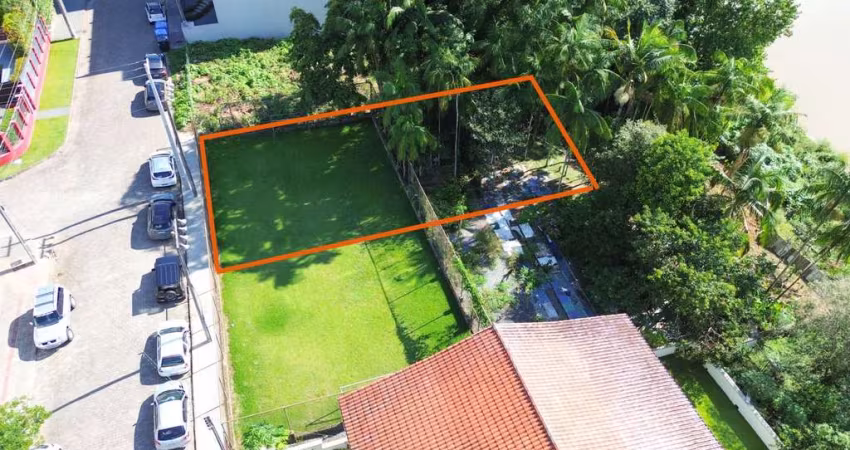 Terreno à venda, 375 m² por R$ 400.000,00 - Ponta Aguda - Blumenau/SC