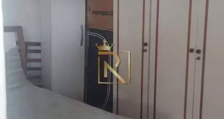 Sobrado de vila ( casa tipo apartamento) 30m² área const., oswaldo cruz, rj.