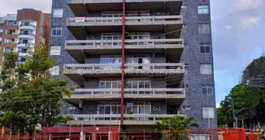 Apartamento amplo e reformado 3 Quartos, com suíte