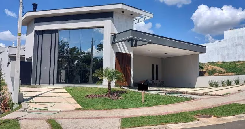 Linda casa moderna no Jardim Laguna