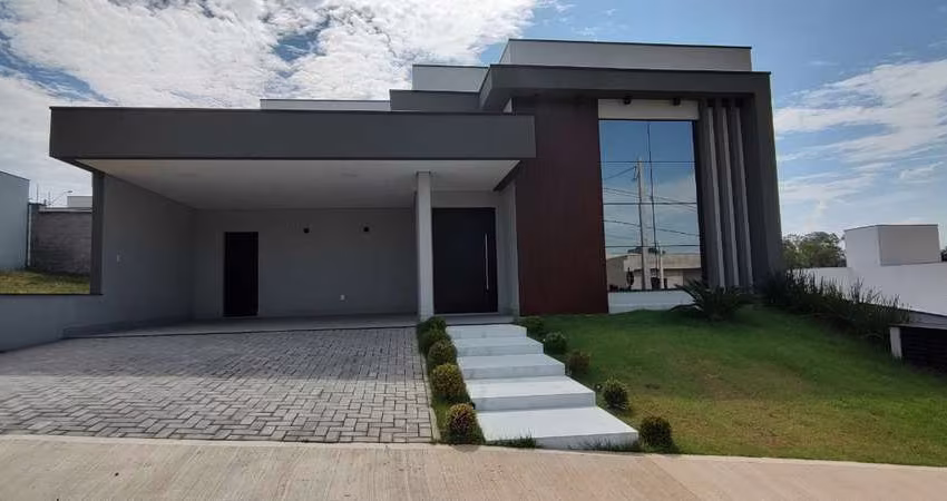 Ótima casa no Residencial Milano