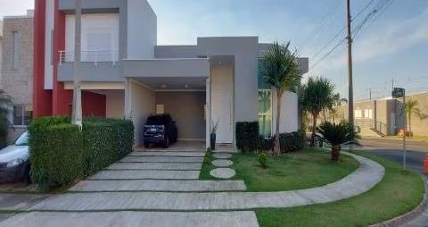 Casa em Condomínio de Alto Padrão em Indaiatuba-SP  4 quartos, 1 suíte, 2 salas, 5 banheiros, 4 vagas de garagem  248,50 m² de área.