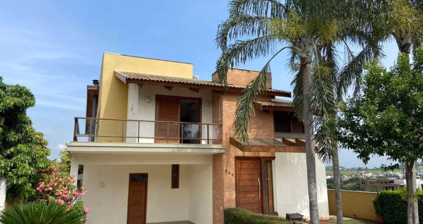 Casa de alto padrão em condomínio: 3 quartos, 3 suítes, 2 salas, 4 vagas - Jardim Vila Paradiso, Indaiatuba-SP - 357,07m².