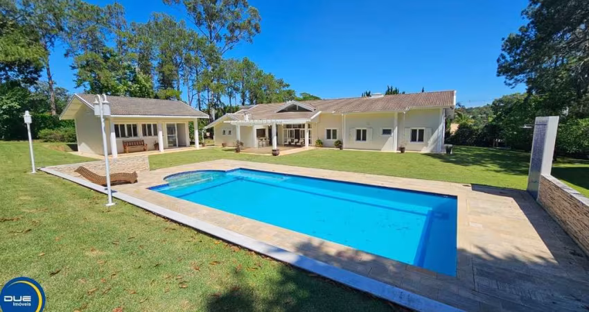 Chácara de luxo à venda em condomínio exclusivo de Indaiatuba-SP, Vale das Laranjeiras: 3 suítes, 8 vagas, 493,75m²!
