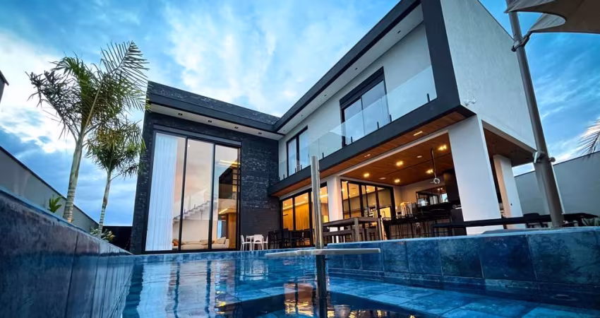 Venda: Sobrado alto padrão no Condomínio Pinheiros, 4 suítes, área gourmet e piscina com hidromassagem!