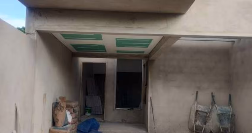 Imperdível oportunidade! Casa à venda no Centro de Indaiatuba-SP, 3 quartos, 1 suíte, 2 salas, 2 banheiros, 2 vagas, 122m².