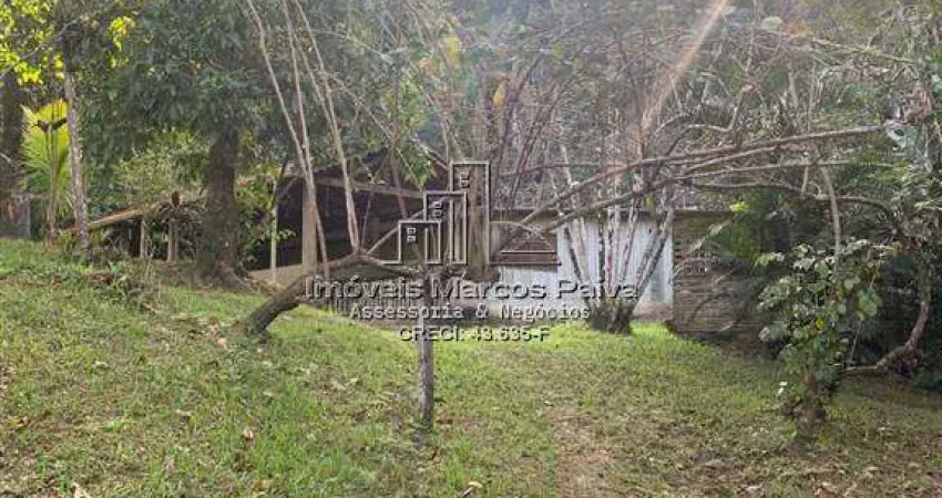 Linda chagara em mongagua, com duas casas e aguapotavel com 5,6 hectares!!!