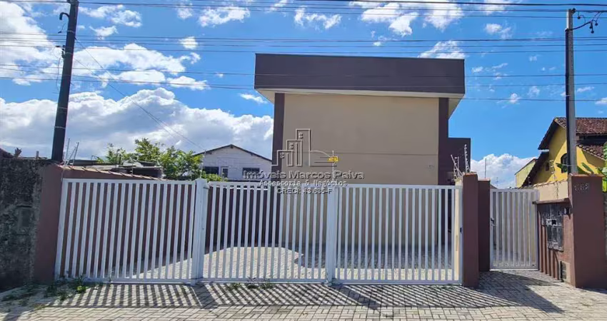 Sobrado em condominio em mongaguá...
