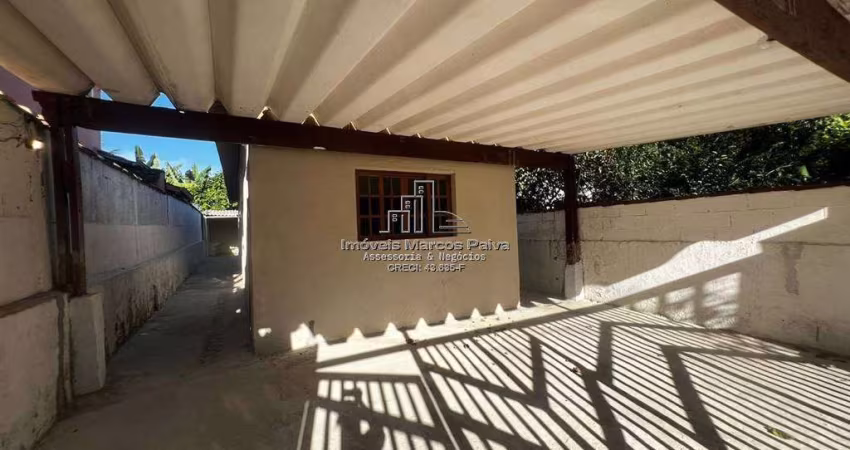 Casa isolada, a 900m da praia, Praia Grande.