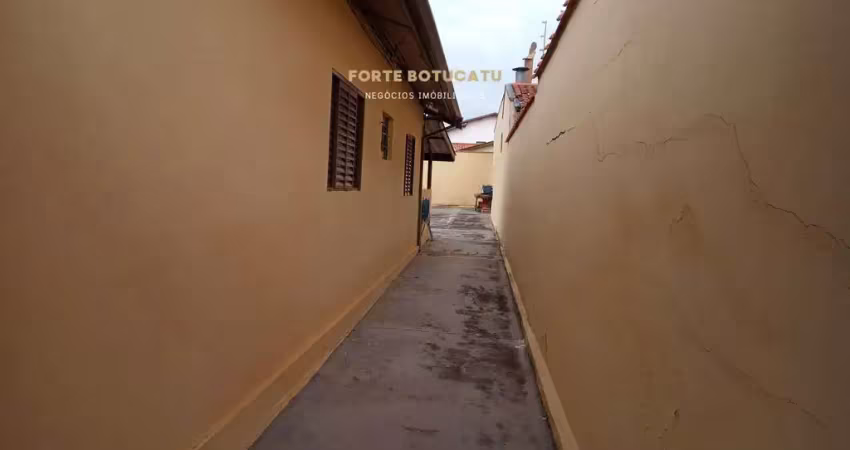 Casa com 3 quartos à venda na Vila Nogueira, Botucatu 