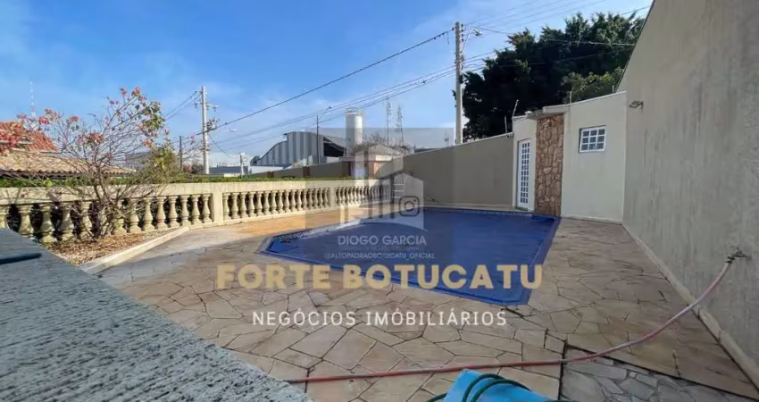Casa Alto Padrão em Vila Santa Therezinha de Menino Jesus, Botucatu/SP