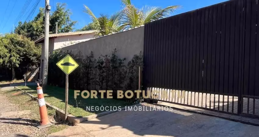 Chácara à venda no bairro Nova Califórnia II - T - Botucatu/SP