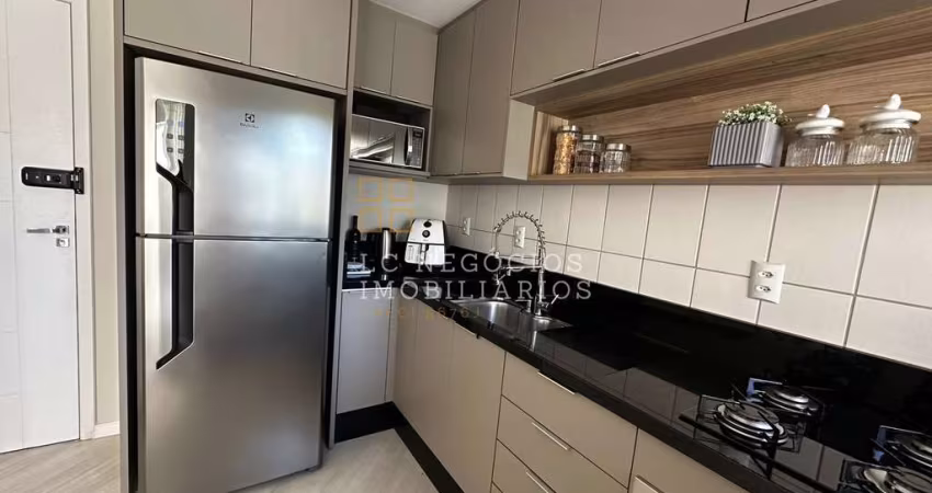 Apartamento à venda no bairro Ponta de Baixo - São José/SC