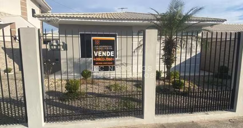 Casa à venda no bairro Centro - Palhoça/SC