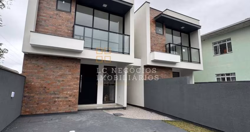 Sobrado à venda no bairro Areias - São José/SC
