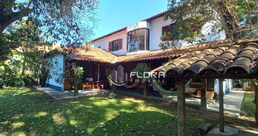 Casa com 4 dormitórios à venda, 270 m² por R$ 900.000,00 - Várzea das Moças - Niterói/RJ