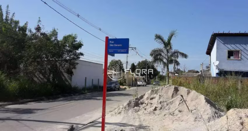 Terreno à venda na Rua São Geraldo, 40, São Bento da Lagoa, Maricá
