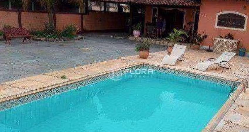 Casa com 3 dormitórios à venda, 300 m² por R$ 700.000,00 - Piratininga - Niterói/RJ