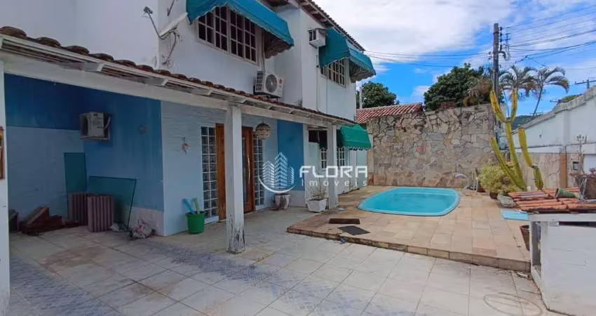 Casa com 3 dormitórios à venda, 230 m² por R$ 700.000,00 - Serra Grande - Niterói/RJ