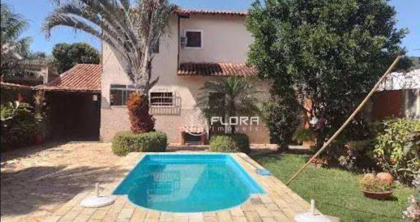 Casa com 3 dormitórios à venda, 230 m² por r$ 750.000 - itaipu - niterói/rj