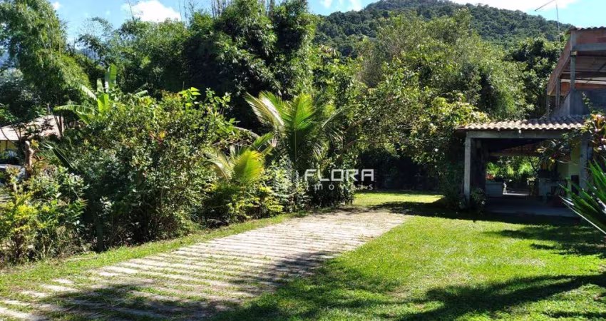 Casa com 3 dormitórios à venda, 200 m² por R$ 600.000,00 - São José de Imbassai - Maricá/RJ