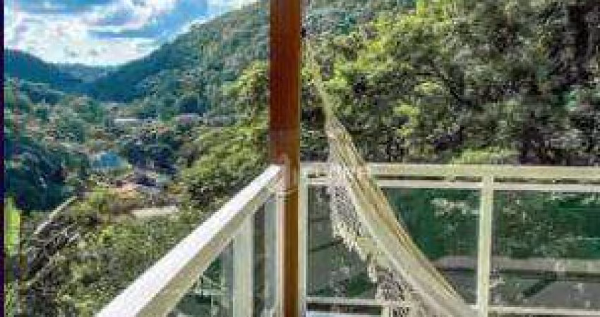 Casa com 3 dormitórios à venda, 360 m² por R$ 1.350.000,00 - Itaipu - Niterói/RJ