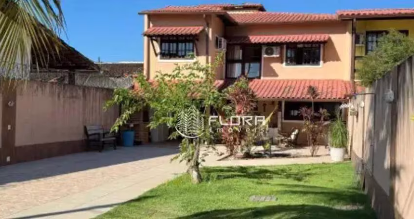 Casa com 3 dormitórios à venda, 144 m² por R$ 800.000,00 - Itaipu - Niterói/RJ