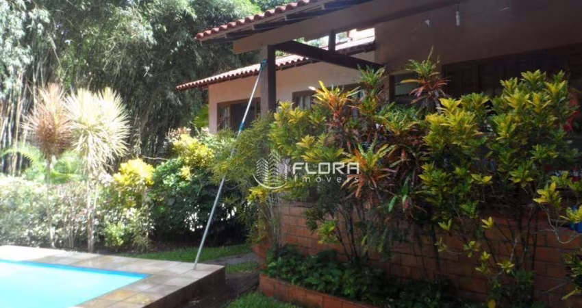 Casa com 4 dormitórios à venda, 200 m² por R$ 850.000,00 - Sape - Niterói/RJ