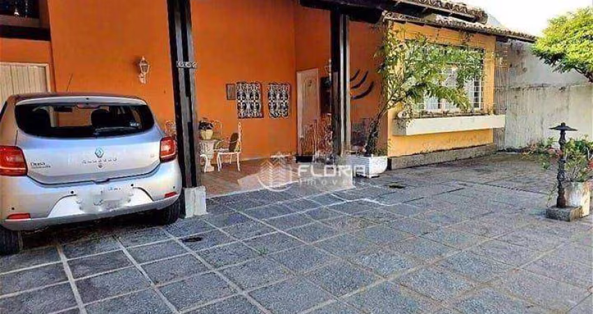Casa com 3 dormitórios à venda, 139 m² por R$ 990.000,00 - Piratininga - Niterói/RJ