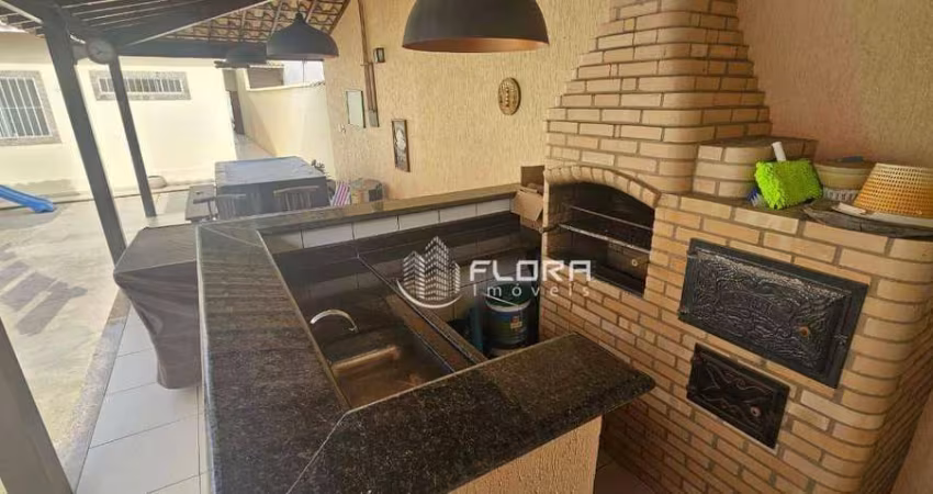 Casa à venda, 240 m² por R$ 650.000,00 - Barroco (Itaipuaçu) - Maricá/RJ