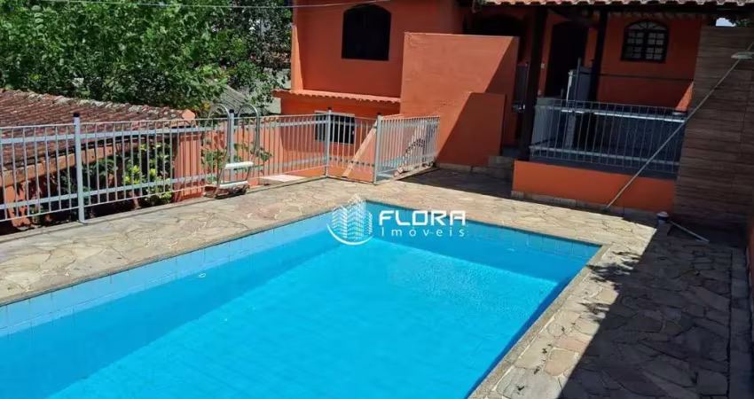 Casa com 3 quartos, área gourmet, piscina, com 160 m², à venda por r$ 399.000 - centro - maricá/rj