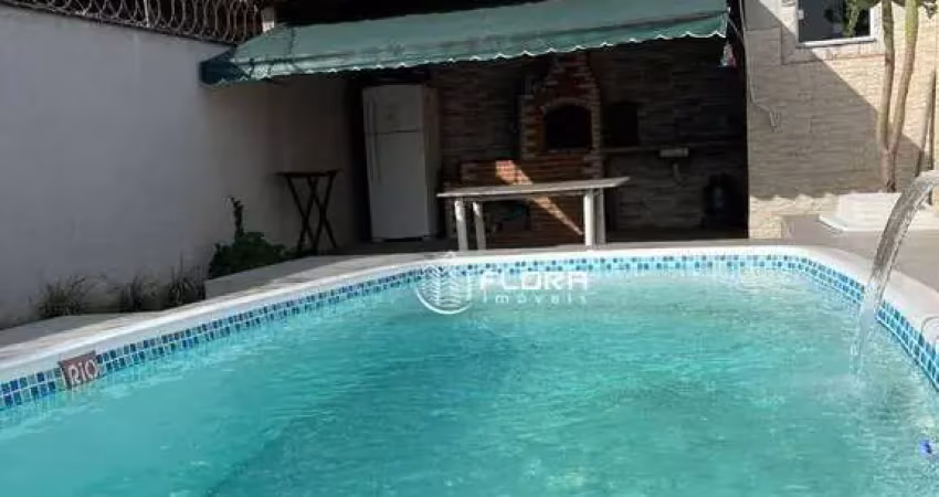 Casa com 2 quartos à venda na Rua Manoel Camilo da Silva, 56, Jardim Atlântico Leste (Itaipuaçu), Maricá