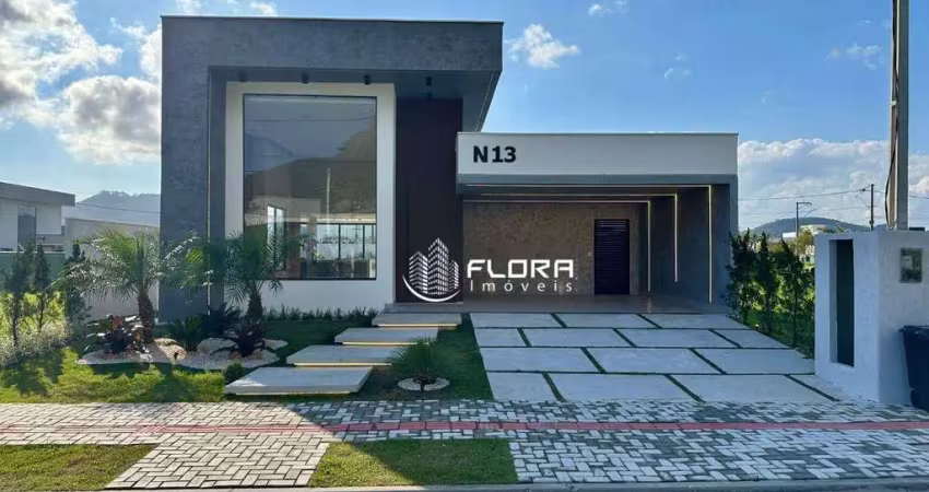 Casa de alto padrão á venda no condomínio alphaville em maricá