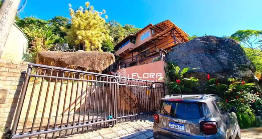 Casa com 3 dormitórios à venda, 374 m² por r$ 2.200.000,00 - itacoatiara - niterói/rj