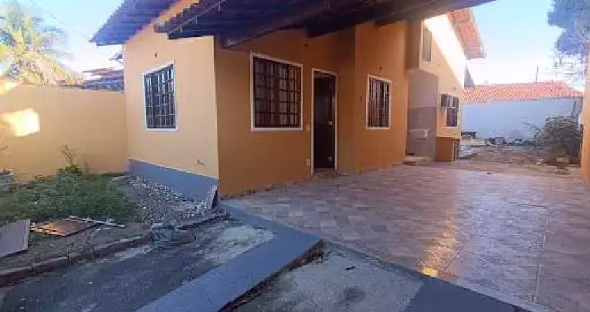 Casa com 2 dormitórios à venda, 100 m² por r$ 420.000,00 - itaipu - niterói/rj