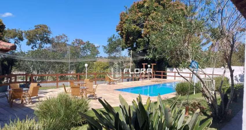 Terreno em condomínio fechado com 703 m², à venda por r$ 100.000,00, maricá - rj