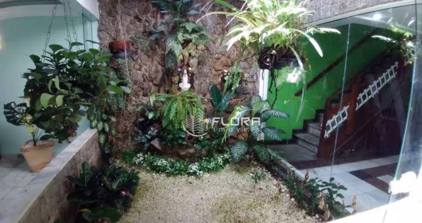 Casa com 6 dormitórios à venda, 395 m² por R$ 750.000,00 - Morada da Colina - Resende/RJ