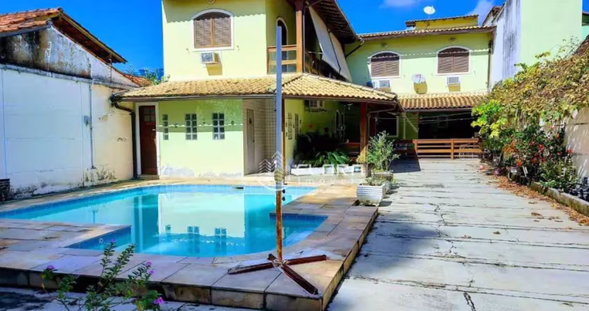 Casa à venda, 200 m² por R$ 850.000,00 - Itaipu - Niterói/RJ