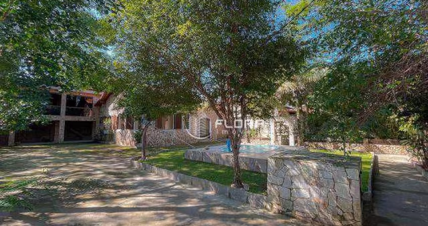 Casa com 5 dormitórios à venda, 263 m² por R$ 695.000,00 - Itaipu - Niterói/RJ
