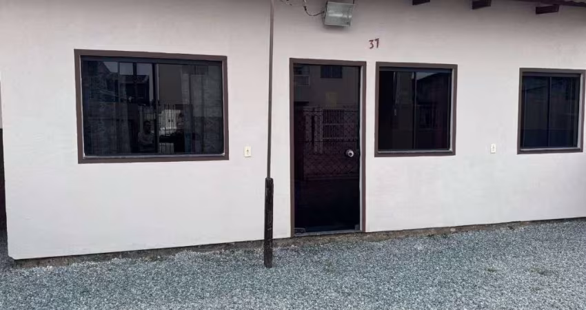 Casa à venda, 61 m² por R$ 460.000,00 - Centro - Navegantes/SC