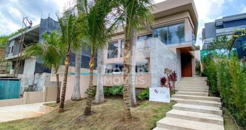 Casa em Condomínio para Venda em Santana de Parnaíba, Tamboré, 4 dormitórios, 4 suítes, 6 banheiros, 4 vagas