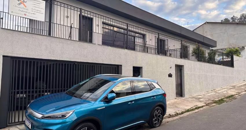 Casa para Venda em Cajamar, Centro, 3 dormitórios, 1 suíte, 2 banheiros, 2 vagas